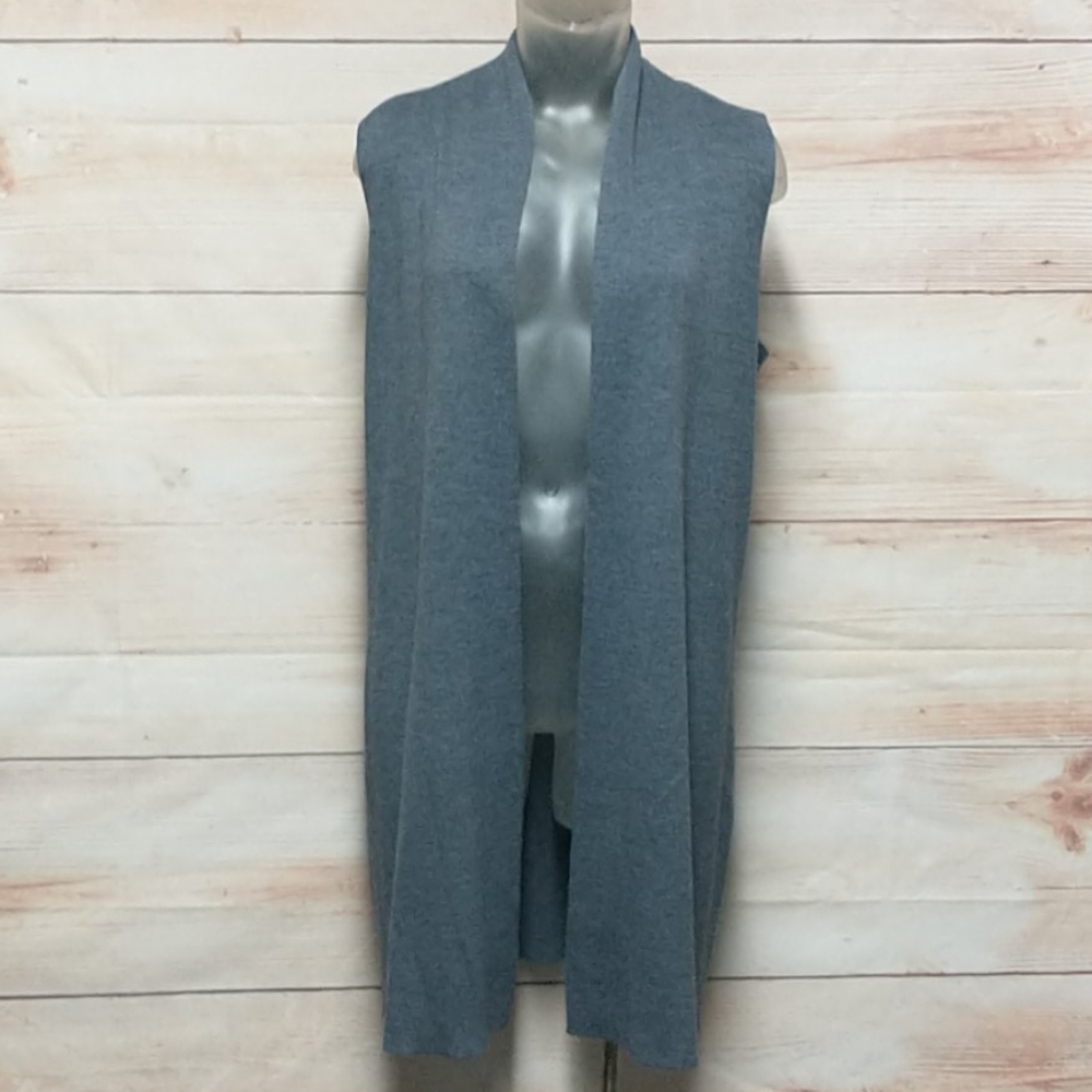 ST.TROPEZ WEST Chic Simple Merino wool blend Sleeveles knit cardigan
